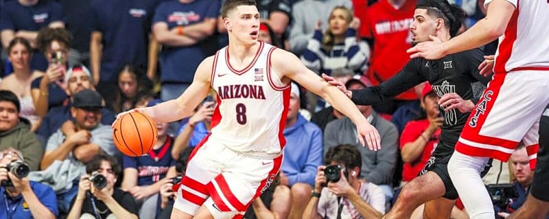 No. 1 Arizona manhandles Cincinnati, improves to 19-0