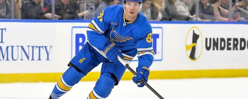 Blues search for consistency vs. surging Mammoth