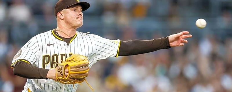 Padres keep winning close games; Phillies buoyed by healthy Bryce Harper