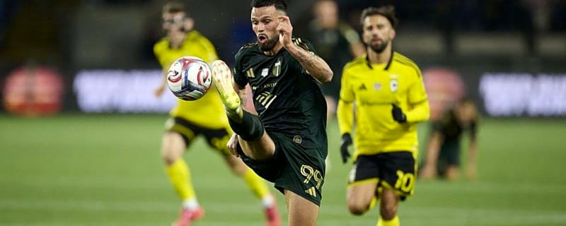 Ariel Lassiter's late strike lifts Portland past Columbus
