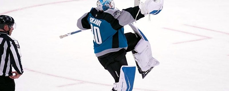 Philipp Kurashev&#39;s shootout goal lifts Sharks past Kings