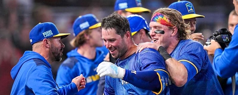 Ty France&#39;s ninth-inning homer boosts Twins over Royals