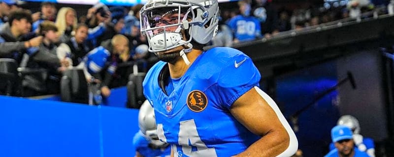 Lions WR Amon-Ra St. Brown exits with ankle injury