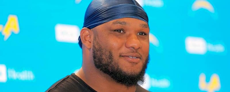 Report: Falcons DL Da'Shawn Hand believed to have torn quad