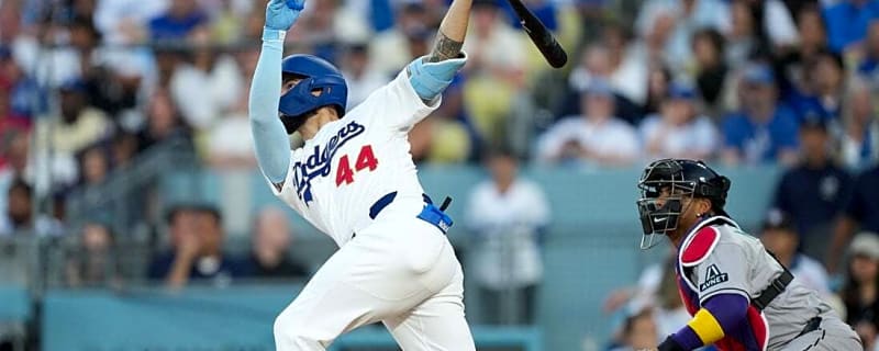 Dodgers open latest title defense with rout of D-backs