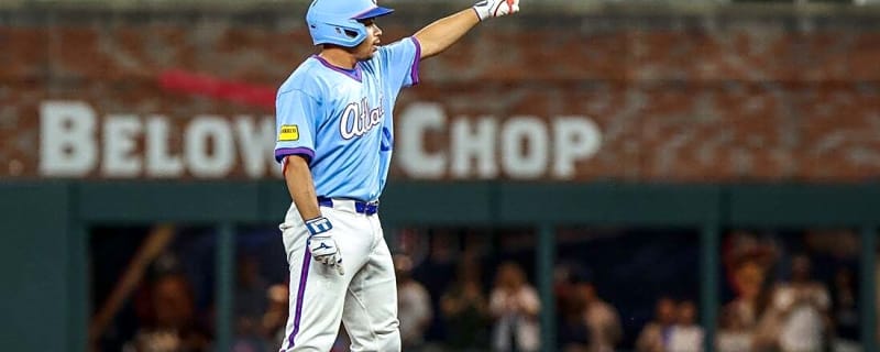 Braves bid to brush aside Phillies, pad lead in NL East