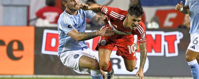 NYCFC dent Fire&#39;s playoff hopes with 3-1 victory