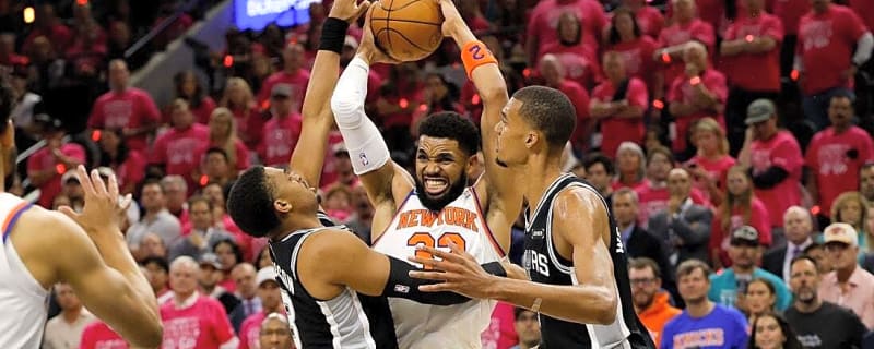 Jalen Brunson sparks Knicks' rally past Spurs in Finals opener