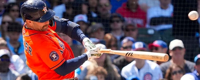 Christian Walker homers twice as Astros top Cubs
