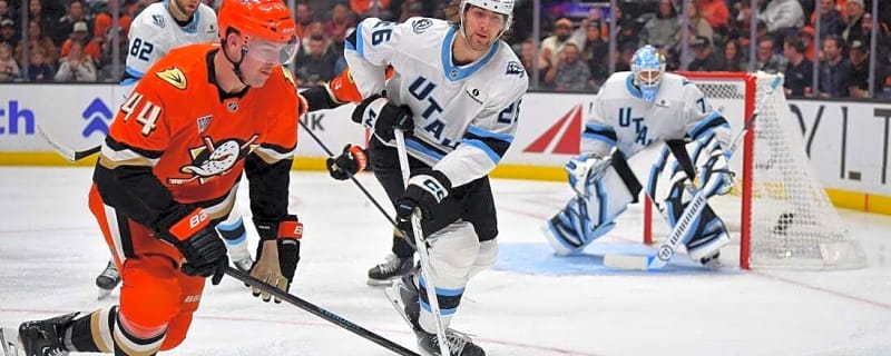 Olen Zellweger&#39;s overtime tally lifts Ducks over Mammoth