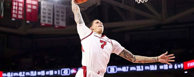 Meleek Thomas has career night as No. 18 Arkansas blasts James Madison