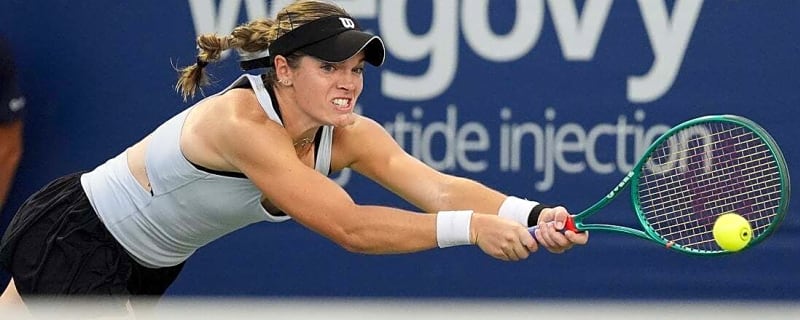 Caty McNally upsets Wimbledon champ Linda Noskova in Toronto