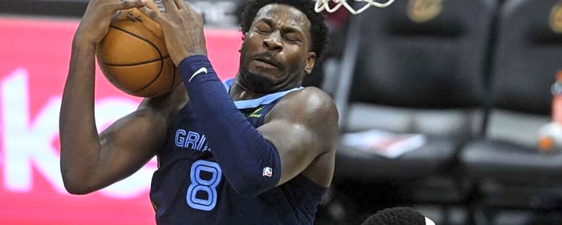 Missing superstars could dim spotlight in Spurs-Grizzlies clash