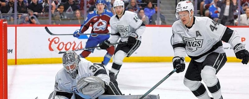 Kings head home in need of turnaround against Avalanche
