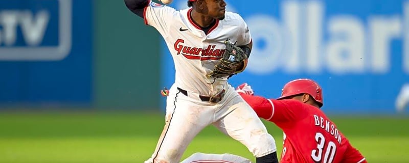 Wade Miley captures first win since '23 as Reds top Guardians