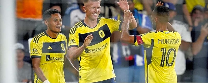 Revolution kick off new era against ambitious Nashville