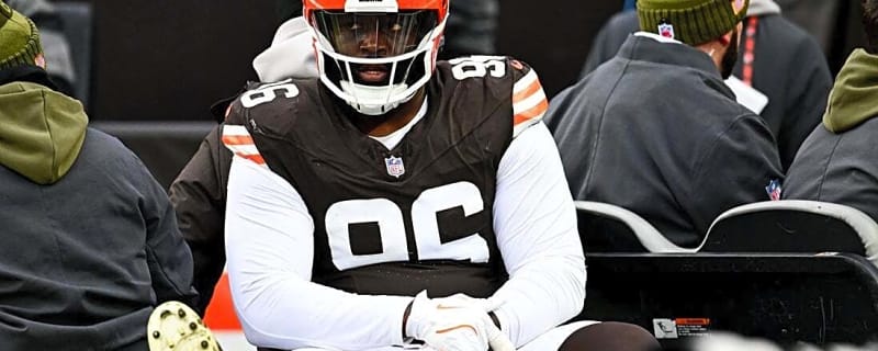 Browns DT Maliek Collins (quad) out for season