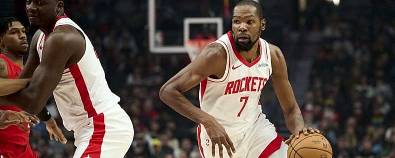 Kevin Durant passes Wilt Chamberlain on all-time scoring list