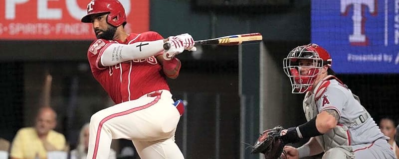 Angels' error in ninth hands Rangers walk-off victory