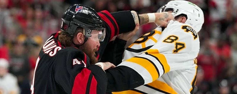 Canes edge Bruins in clash of Eastern Conference division leaders
