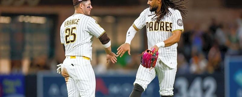 Padres seek sweep of Twins after another comeback win