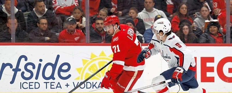 Capitals ruin Patrick Kane's record-setting night with shootout win