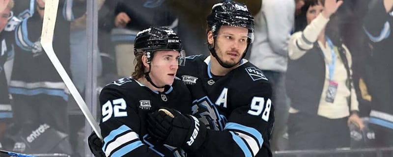 After 4-goal eruption, Logan Cooley and Mammoth host Canadiens