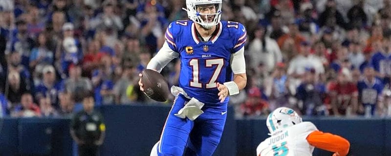 Josh Allen tosses 3 TDs as Bills take charge late to beat Dolphins