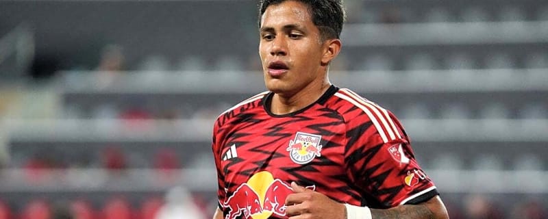 CF Montreal acquire M Wiki Carmona from Red Bulls