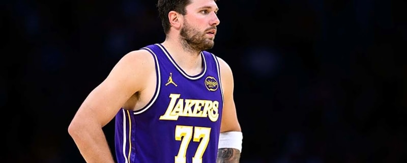 Luka Doncic returns as LeBron James, Lakers take on visiting Cavs
