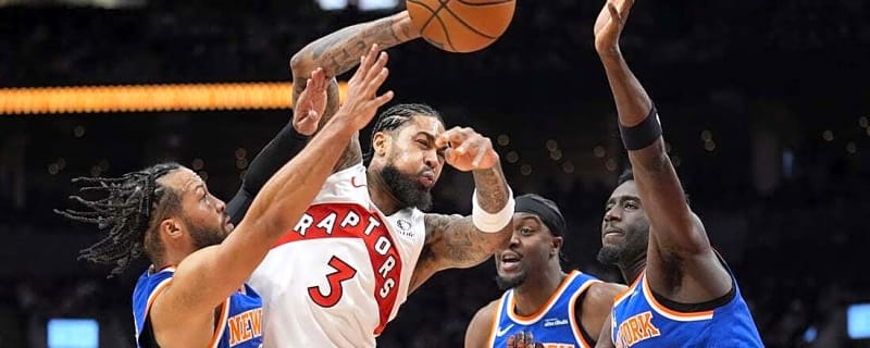 Defensive-minded Knicks go for 12th straight win over Raptors