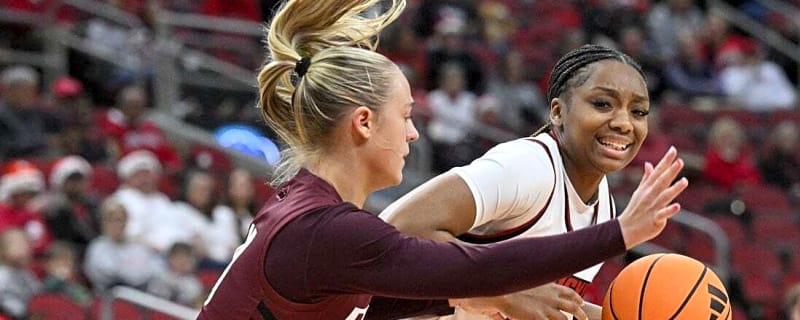 Tajianna Roberts, No. 16 Louisville topple No. 17 Tennessee