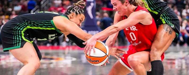 Explosive Lynx hand loss to injury-plagued Fever