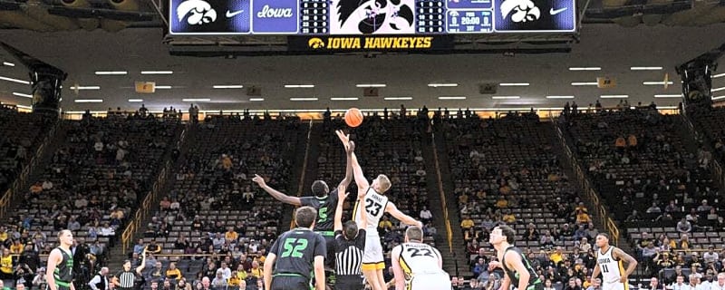 Omaha forward Deng Mayar, 22, dies in drowning incident