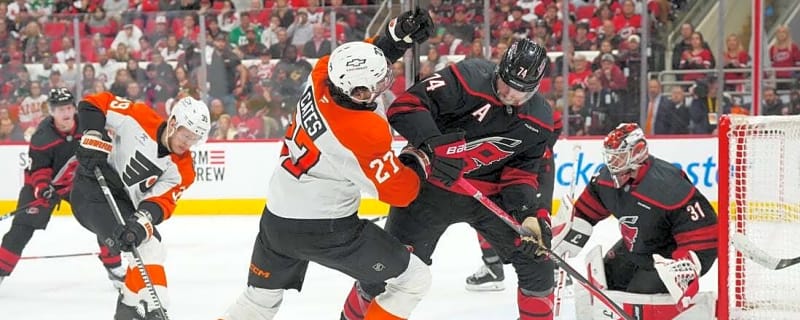 Flyers hope home-ice advantage slows unbeaten Canes in Game 3
