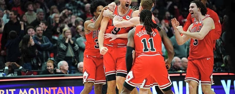 Buzzer-beating Bulls eager for easier ride against Heat