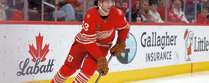 Strong start helps Red Wings extend Jets' losing streak to 7