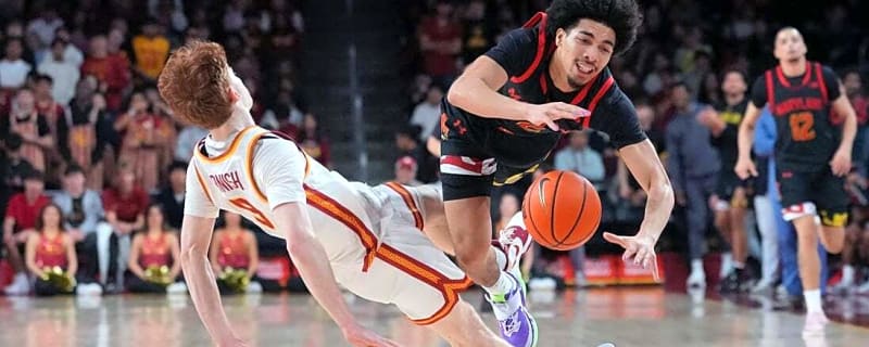 USC shrugs off injury to top scorer, eases past Maryland