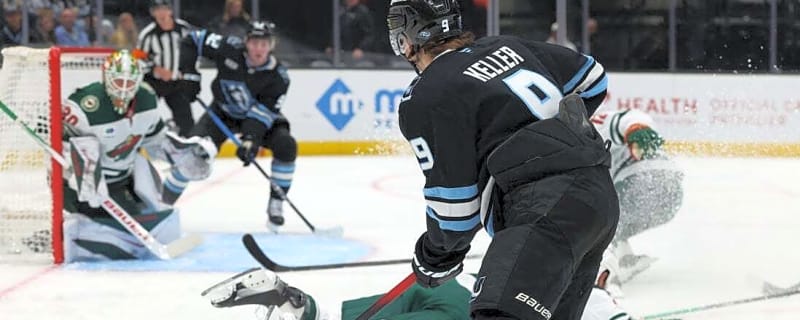 Mammoth extend hot streak, end Wild's 6-game run