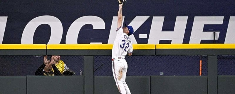 After robbing HR, Evan Carter fuels Rangers into rematch vs. Pirates