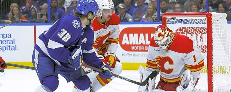 Lightning lift off with 4 first-period goals, drub Flames