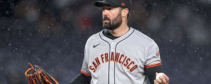 Giants look to remain unbeaten in Robbie Ray starts