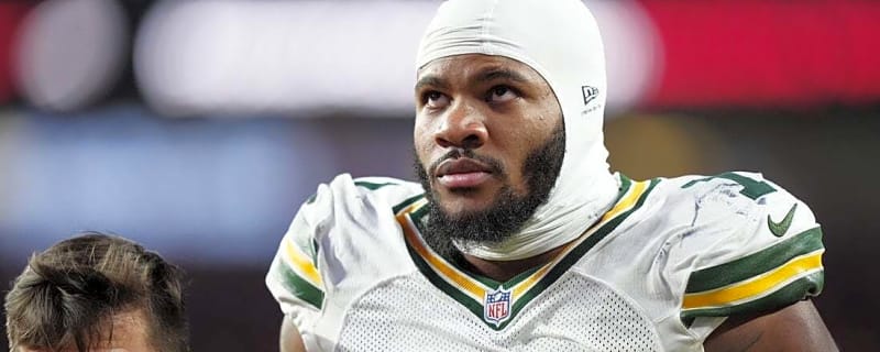 Packers&#39; Micah Parsons suffers non-contact knee injury vs. Broncos