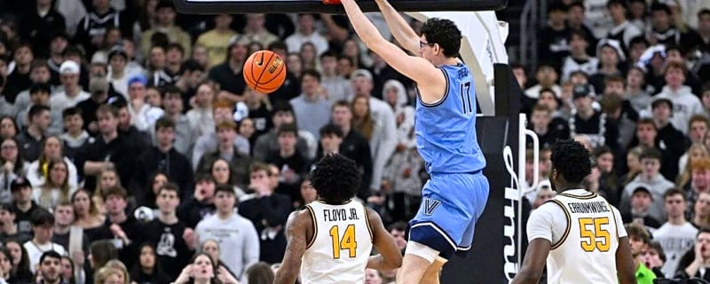 Villanova tops Providence, extends Big East road win streak