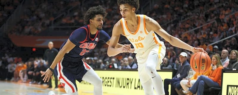 No. 25 Tennessee rides second-half surge to down Ole Miss