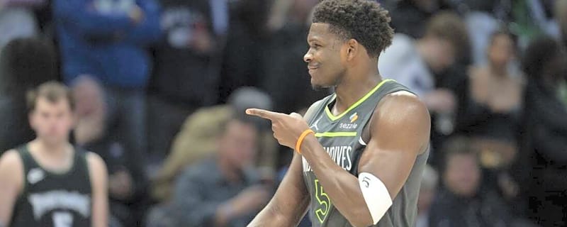 Anthony Edwards punctuates Timberwolves' comeback win over Spurs
