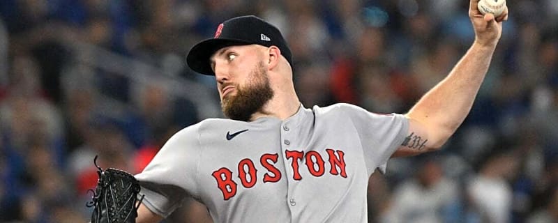 Garrett Crochet&#39;s gem lifts Red Sox past Blue Jays, closer to postseason
