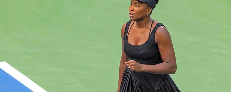 Venus Williams receives Australian Open wild-card entry