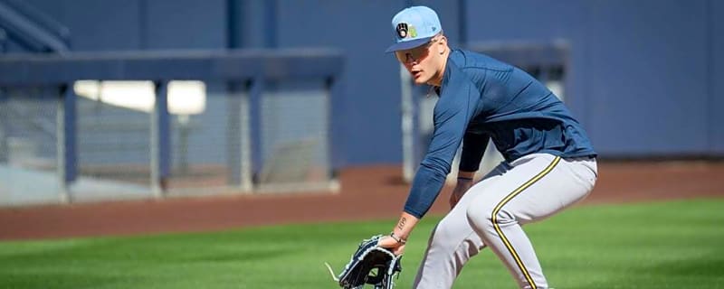 Reports: Brewers prepared to promote SS Cooper Pratt