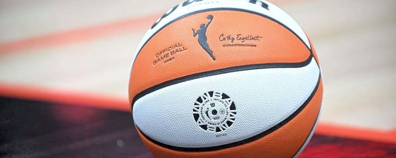 Report: WNBA offers $1M max base salary plus revenue sharing